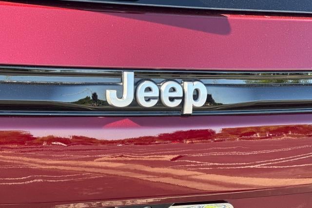 2025 Jeep Grand Cherokee Laredo X 4x2