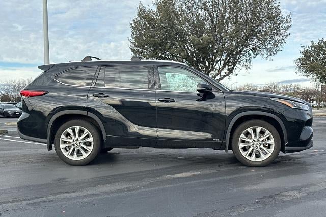 2022 Toyota Highlander Hybrid Limited