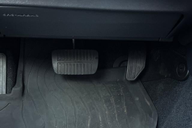2025 Subaru Forester Base