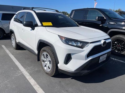 2020 Toyota RAV4 LE