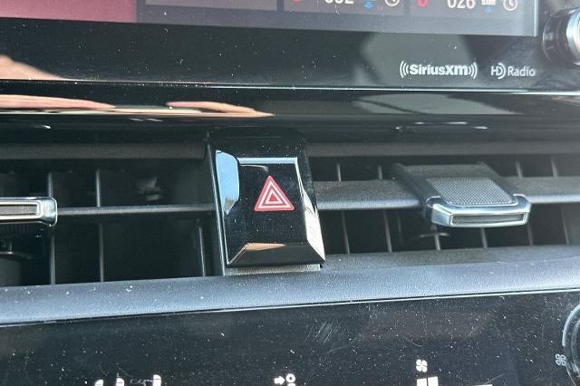 2022 Toyota Corolla Hatchback SE