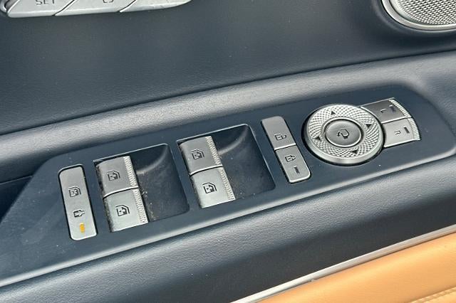 2023 Genesis GV80 Base