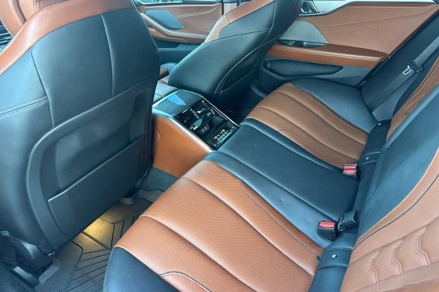 2024 BMW 8 Series 840i