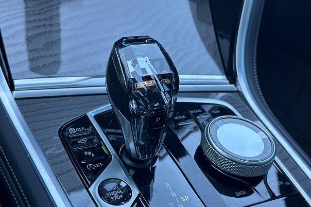 2024 BMW 8 Series 840i