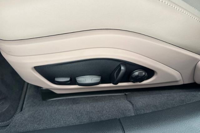 2025 Porsche Panamera Base