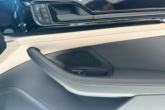 2025 Porsche Panamera Base