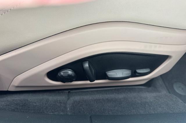 2025 Porsche Panamera Base