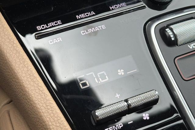 2023 Porsche Cayenne Base
