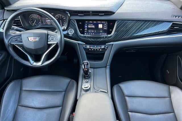 2025 Cadillac XT6 Premium Luxury
