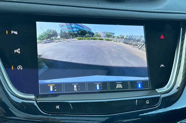 2025 Cadillac XT6 Sport