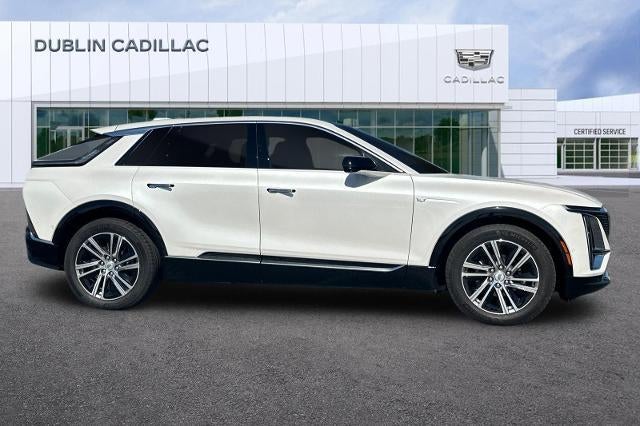 2025 Cadillac LYRIQ Luxury 1