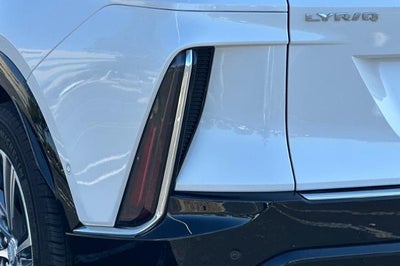 2025 Cadillac LYRIQ Luxury 1