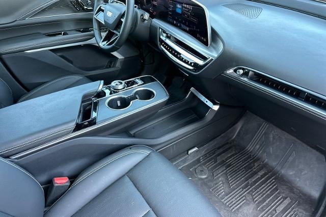 2026 Cadillac LYRIQ Signature Sport