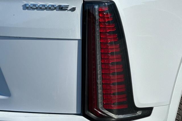 2026 Cadillac ESCALADE IQL Premium Sport