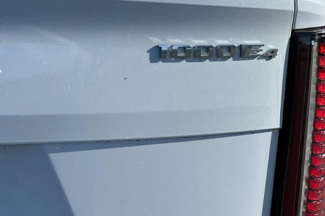 2026 Cadillac ESCALADE IQL Premium Sport