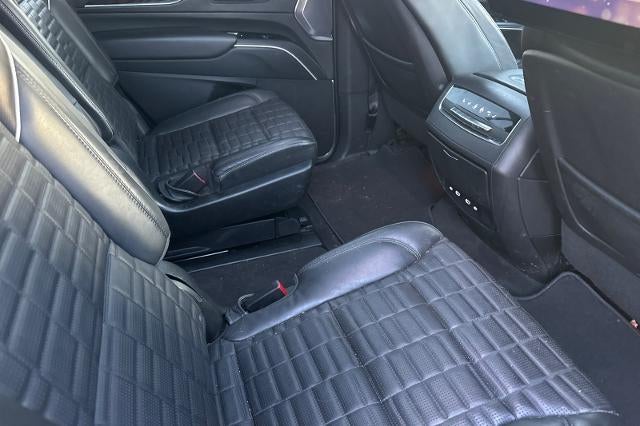 2023 Cadillac Escalade Sport Platinum