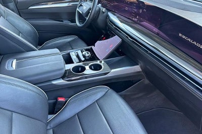 2025 Cadillac Escalade Premium Luxury