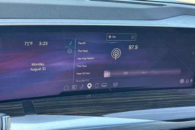 2025 Cadillac Escalade Premium Luxury