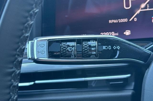 2025 Cadillac Escalade Premium Luxury