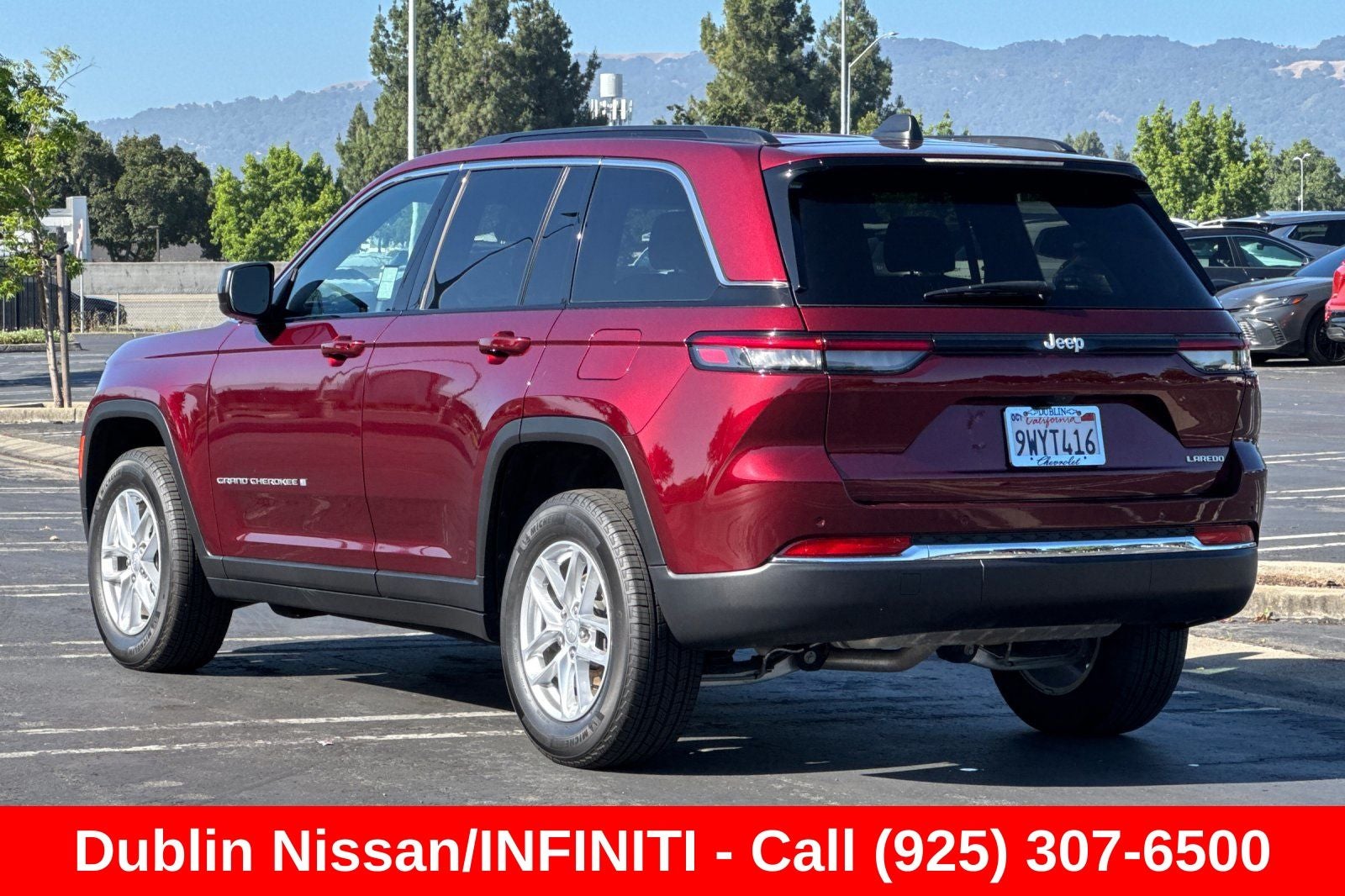 2025 Jeep Grand Cherokee Laredo X