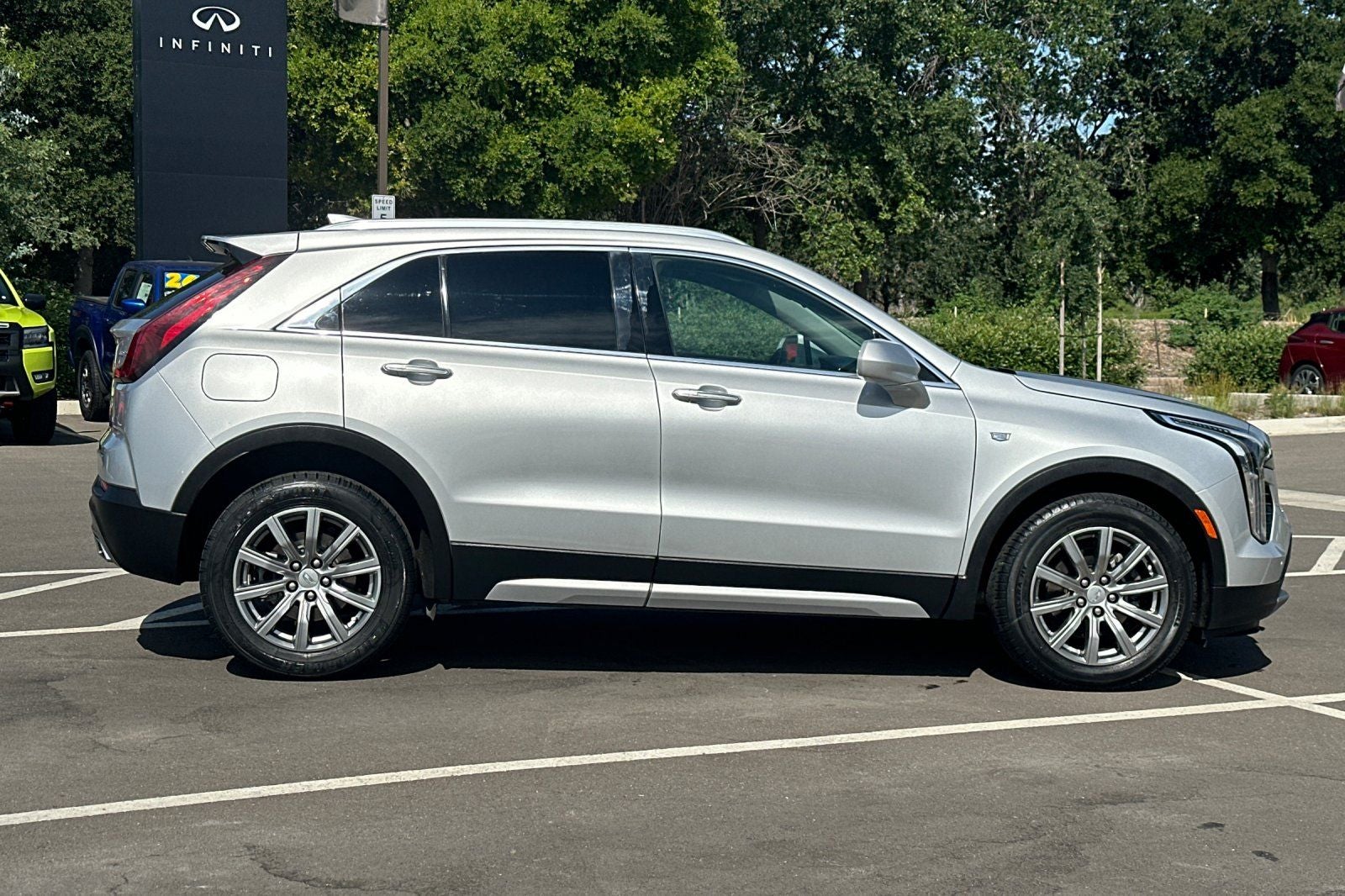 2020 Cadillac XT4 Premium Luxury