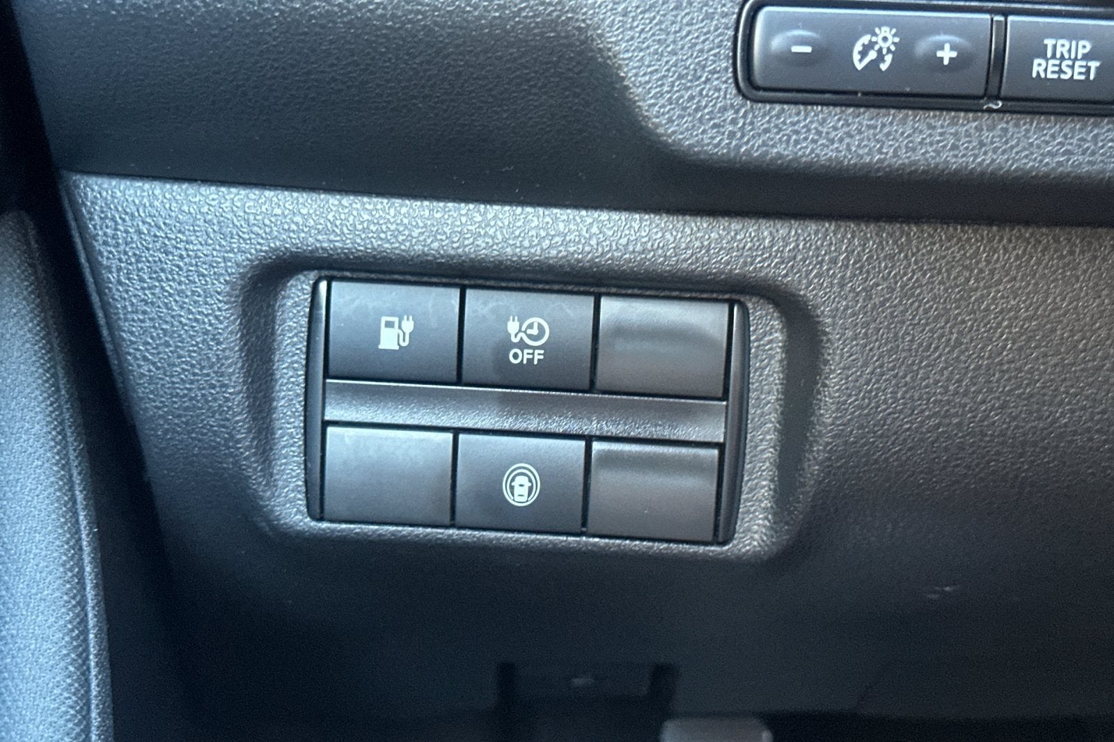 2025 Nissan Leaf S