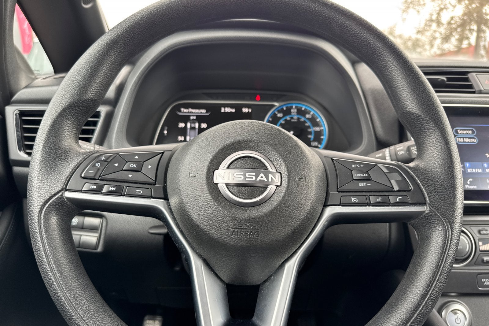 2025 Nissan Leaf S