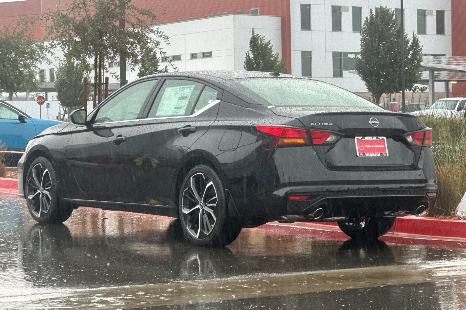 2025 Nissan Altima 2.5 SR