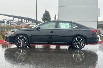 2025 Nissan Altima 2.5 SR