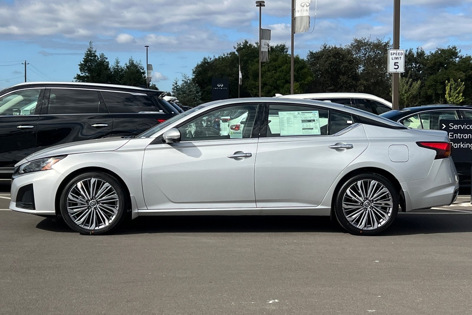 2025 Nissan Altima 2.5 SL