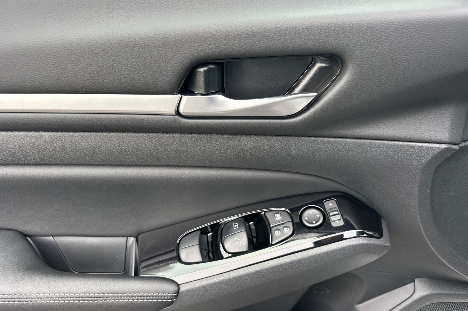 2025 Nissan Altima 2.5 SL