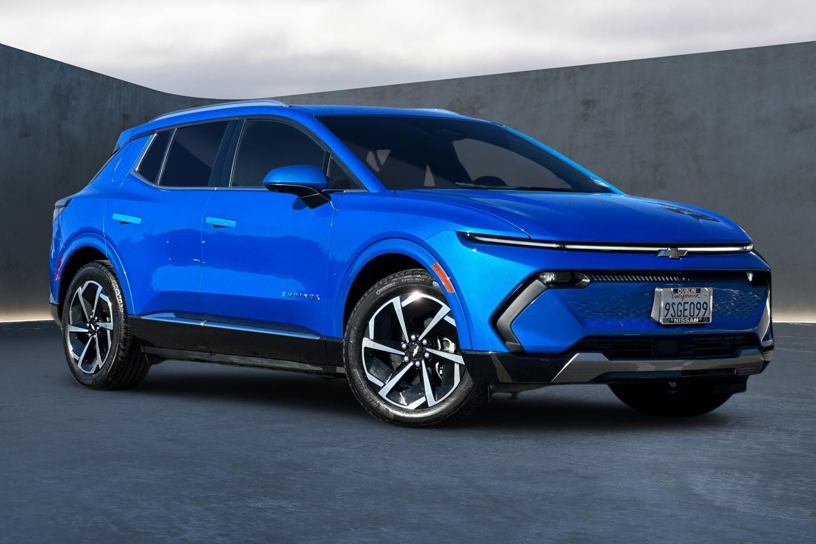 Used 2025 Chevrolet Equinox EV LT with VIN 3GN7DLRP5SS182995 for sale in Dublin, CA