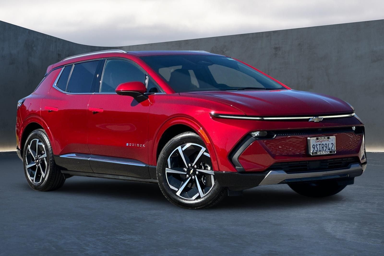 Used 2025 Chevrolet Equinox EV LT with VIN 3GN7DLRP7SS186322 for sale in Dublin, CA