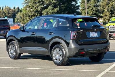 2025 Nissan Kicks S