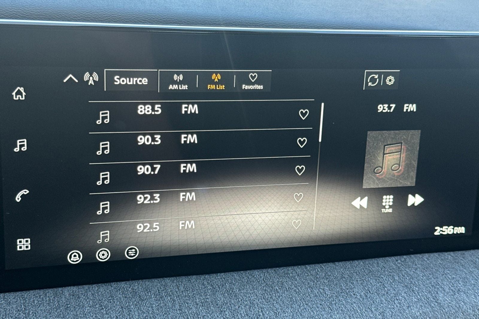 2027 Nissan Kicks S