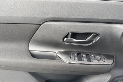 2027 Nissan Kicks S