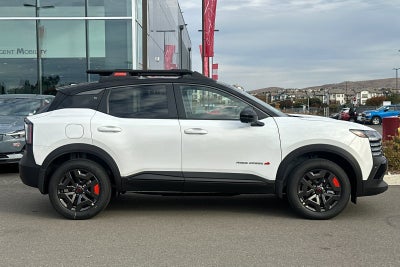 2027 Nissan Kicks SV