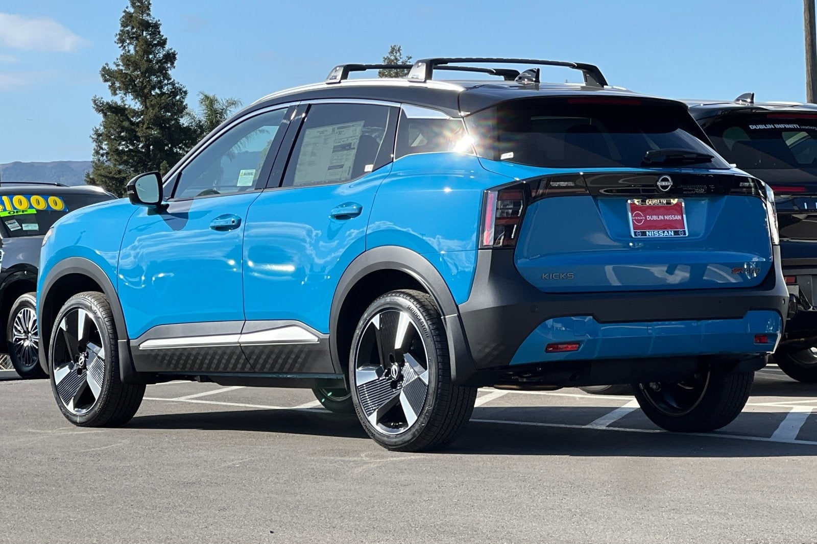 2026 Nissan Kicks SR