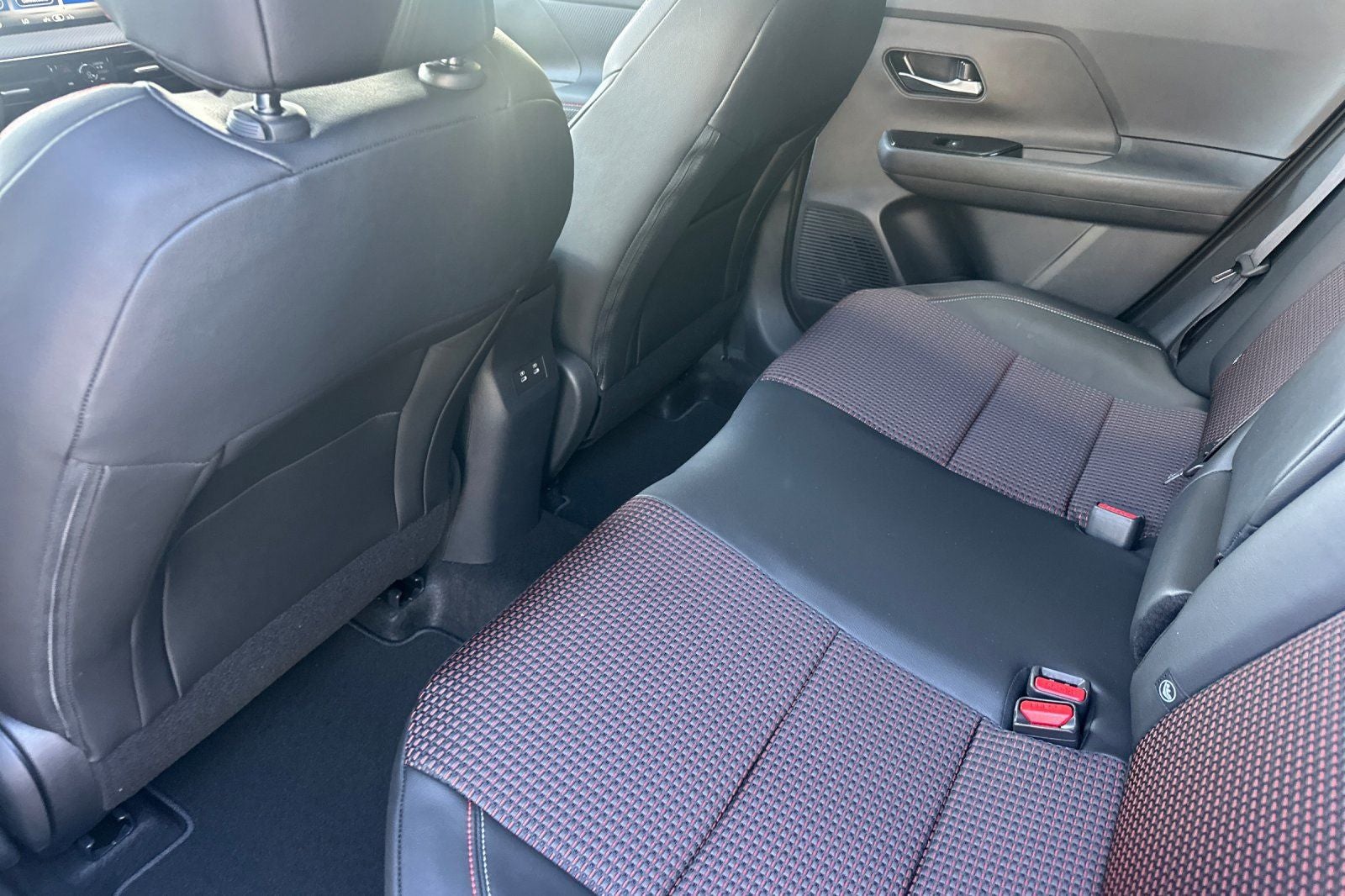 2027 Nissan Kicks SR