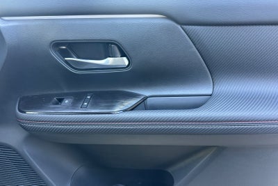 2027 Nissan Kicks SR