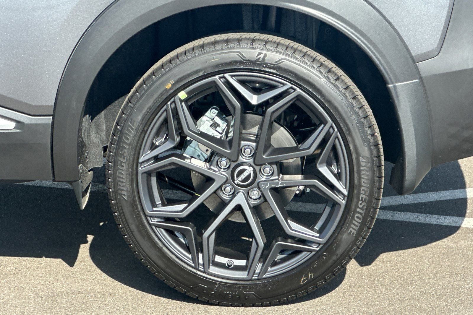 2027 Nissan Kicks SR