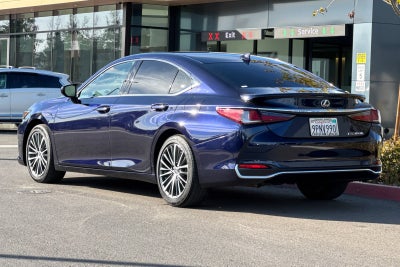 2025 Lexus ES 300h