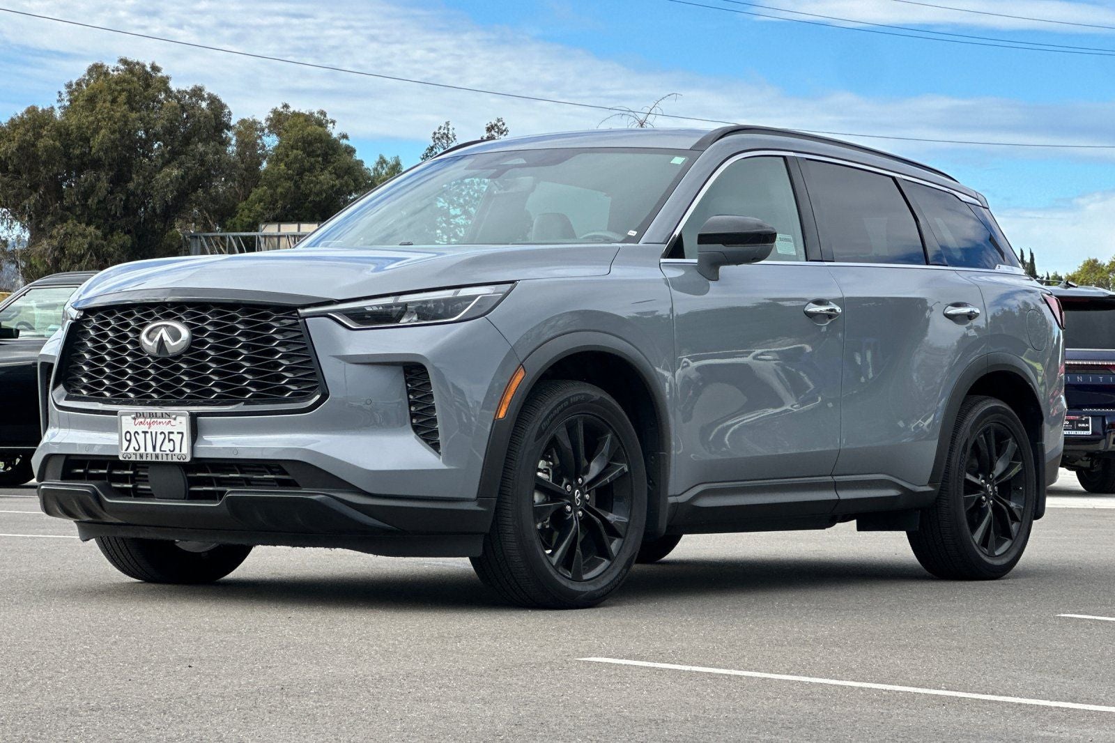 2025 INFINITI QX60 LUXE