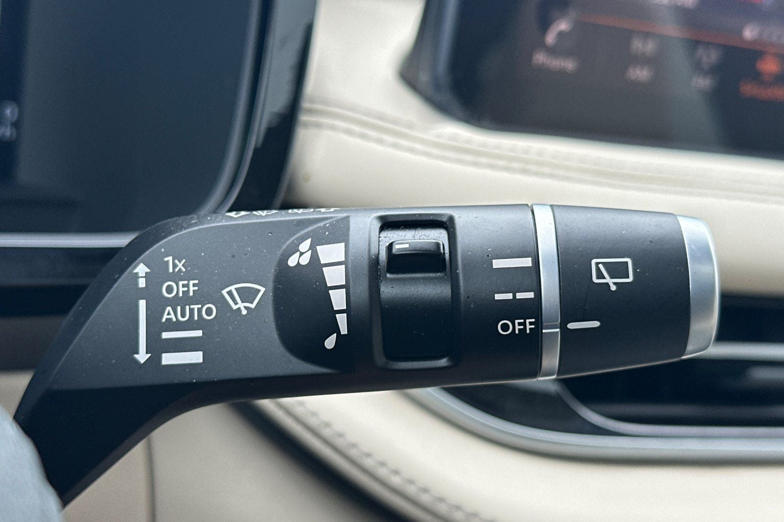 2025 INFINITI QX60 Sensory