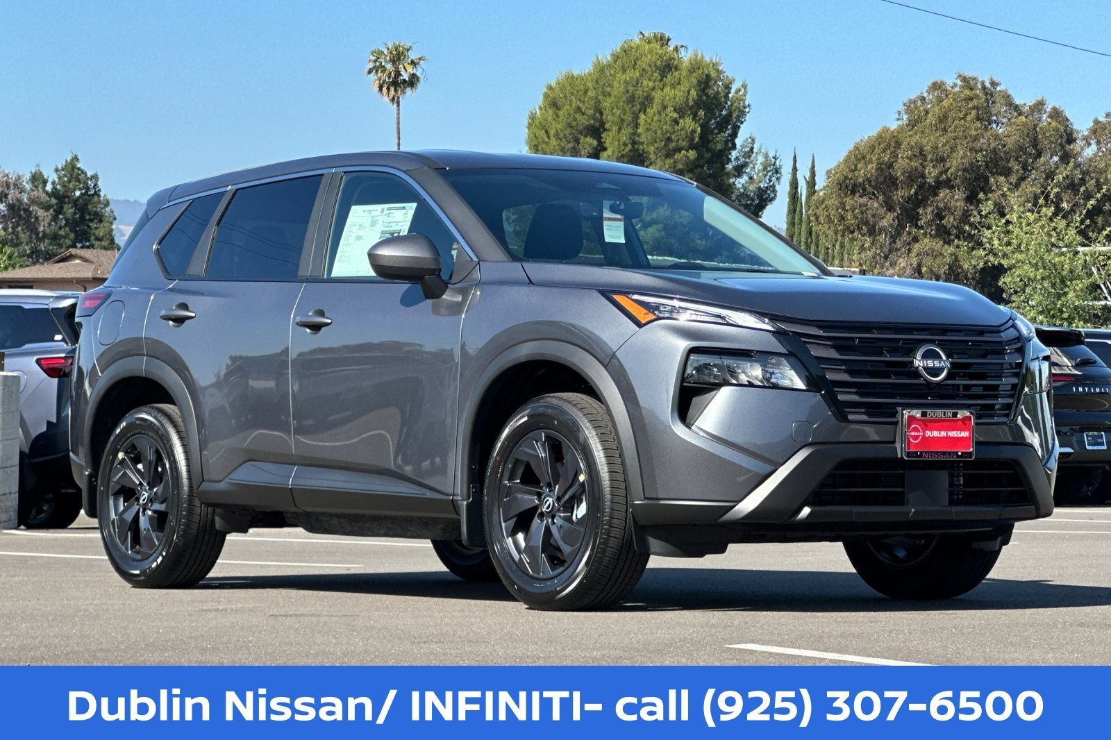 2026 Nissan Rogue SV FWD's photo