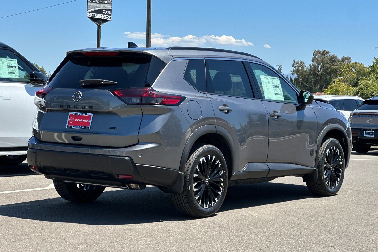 2026 Nissan Rogue Dark Armor