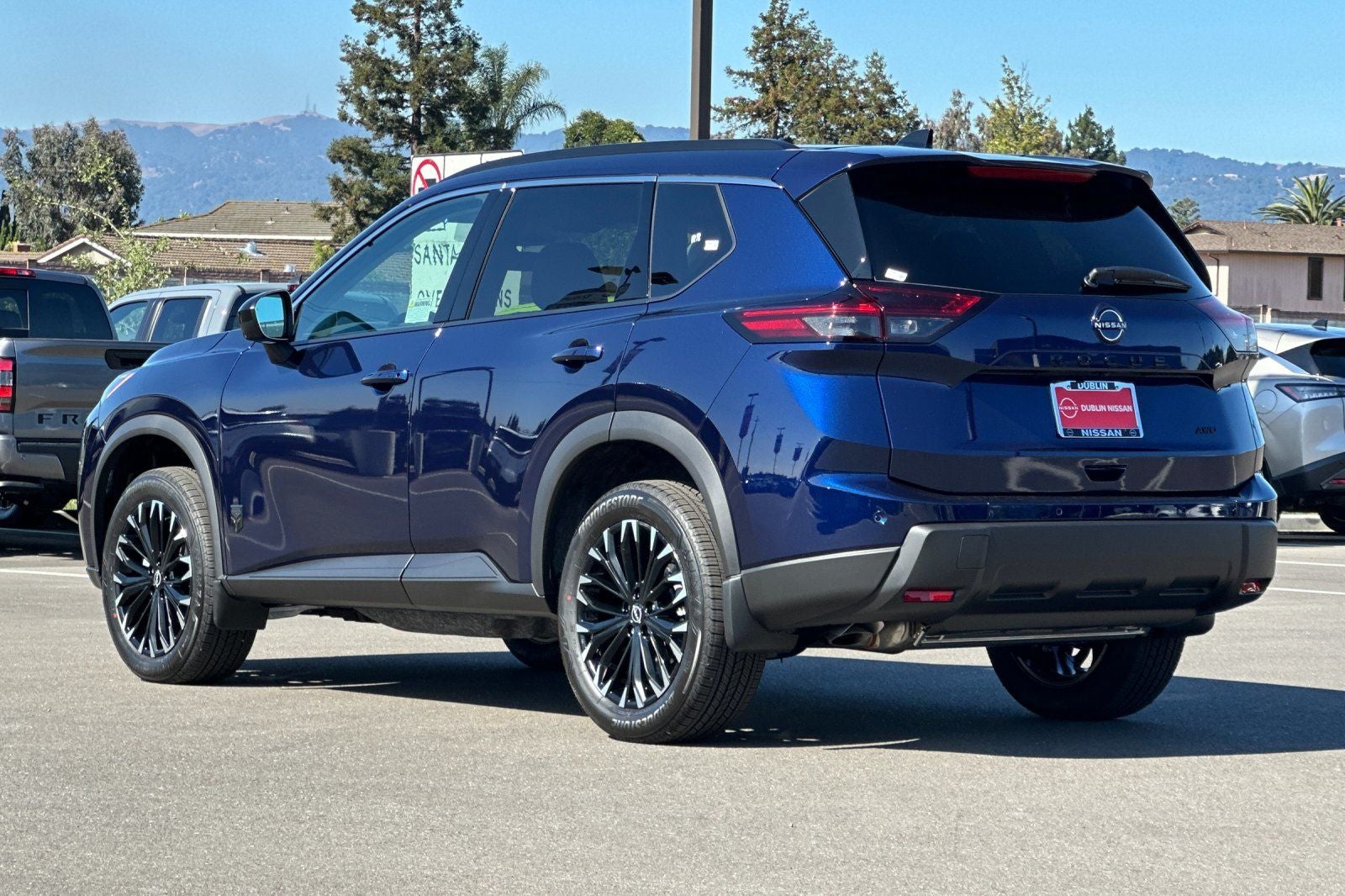 2026 Nissan Rogue Dark Armor