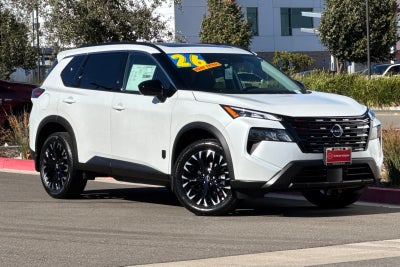 2026 Nissan Rogue Dark Armor
