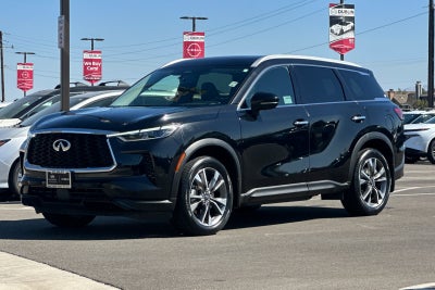 2023 INFINITI QX60 LUXE