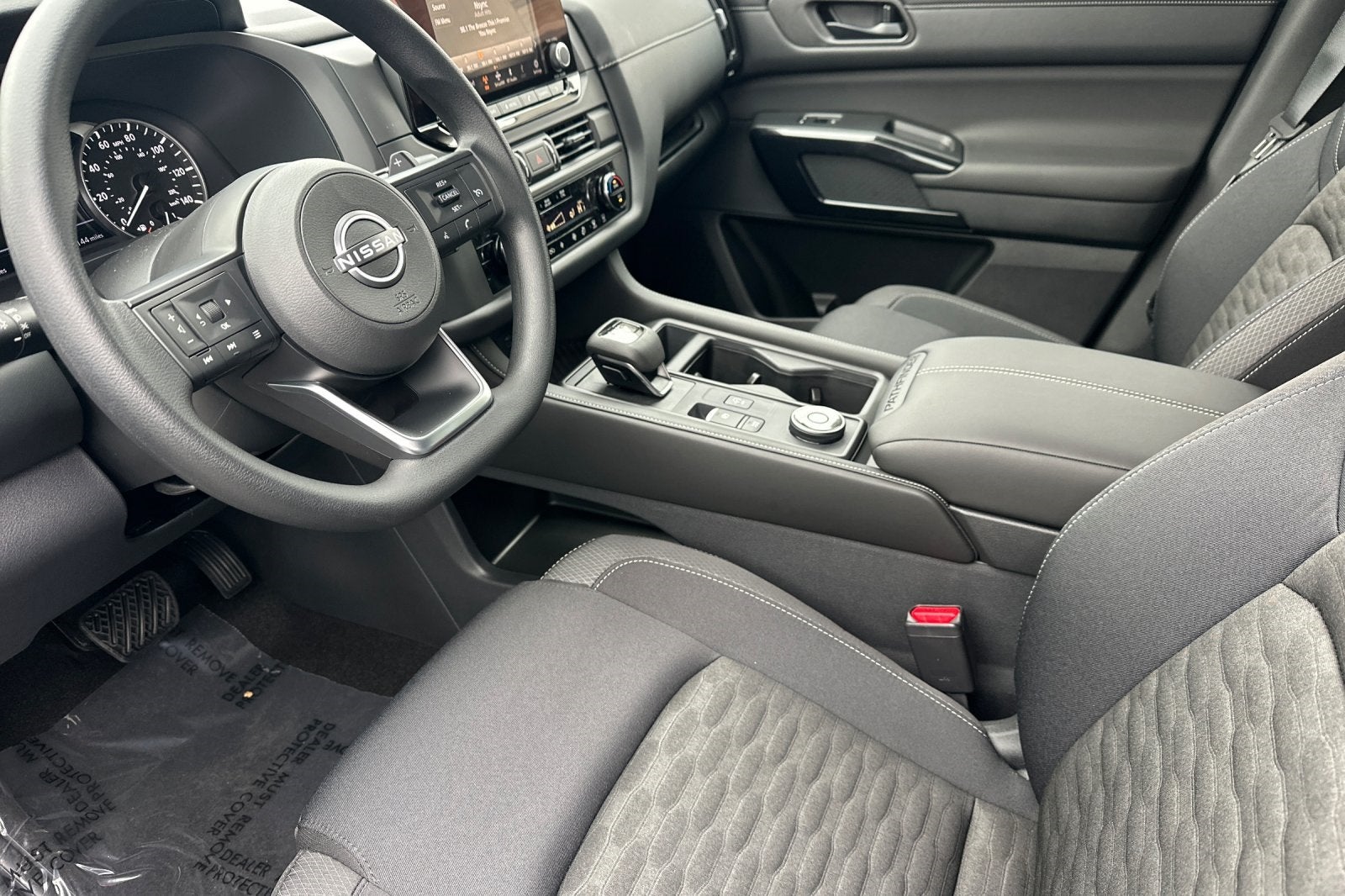 2025 Nissan Pathfinder S